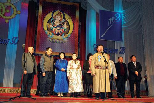 “Болор цом-31” наадмын түрүүг хэн авах вэ?